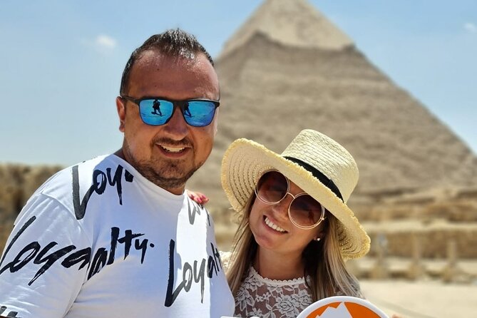 Giza Pyramids & Sphinx Day Trip - What the guide adds to the experience