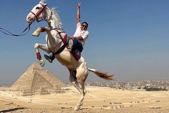 Giza pyramids, sphinx , panorama pyramids & shopping tour - Key points at a glance