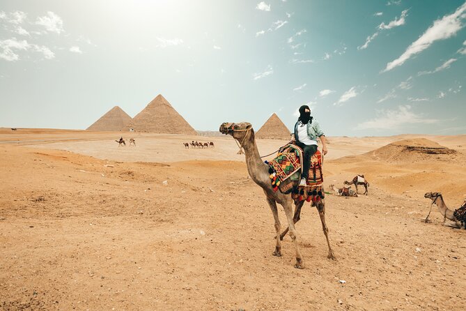 Giza Pyramids , Sphinx ,Saqqara and Memphis Private Tour - Meeting the Great Sphinx