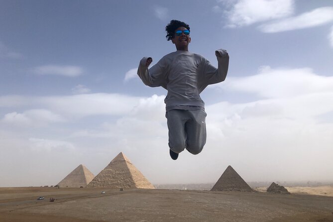 Giza Pyramids & sphinx ,Saqqara(step pyramids,Dahshour (red and bent pyramids) - Who should book this Cairo pyramid tour?