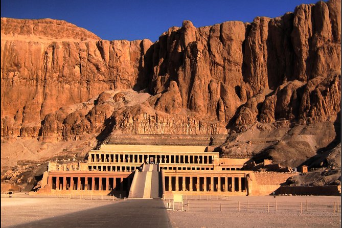 Guided tour to Luxor Highlights From EL Gouna - Valley of the Kings: tombs below the desert hills