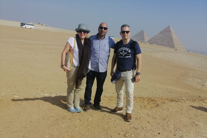 Guided tour to Pyramids of Giza, Sakkara & Memphis: Private Tour with Lunch - Is $22 good value?