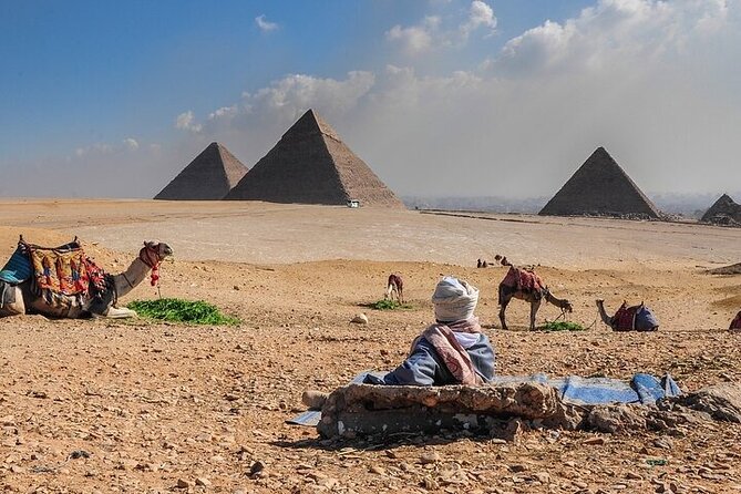 Half day at the pyramids and the Sphinx - What the $10 price really means
