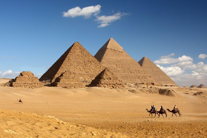 Half-Day Private tour to Pyramids of Giza and Sphinx - The Great Pyramids: Cheops, Khafre, and Menkaure