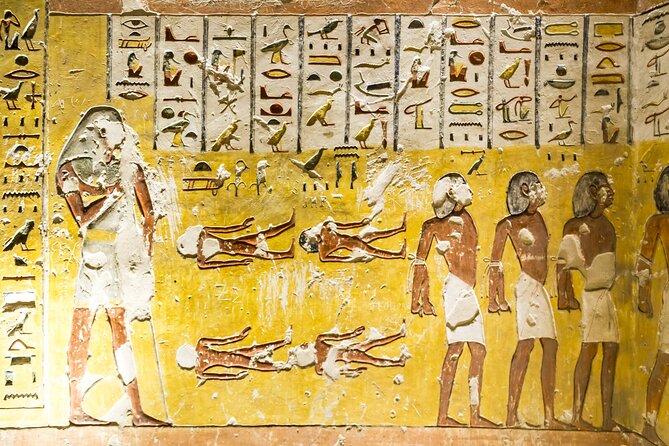 Half-Day Tour to the Valley of the Kings, Deir EL Bahari &Collosi of Memnon - What the guide adds to the experience