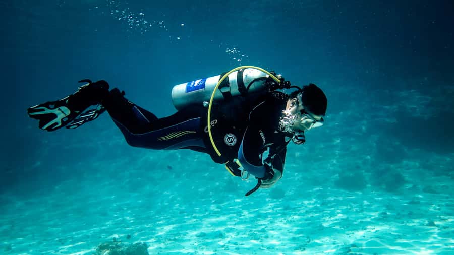 Hurghada: 1, 2, 3, 4, or, 5-Day Scuba Diving Package - The real price: $58 is only the starting point