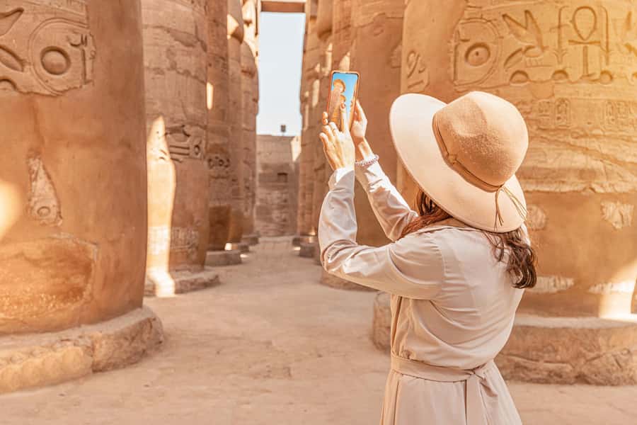 Hurghada: 2-Day Luxor Highlights & Hot Air Balloon & Hotel - Guide quality and language choices