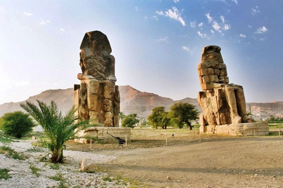 Hurghada: 2-Day Luxor Tour with Hotel, Balloon, & Nile Boat - The Nile sail and an important extra cost
