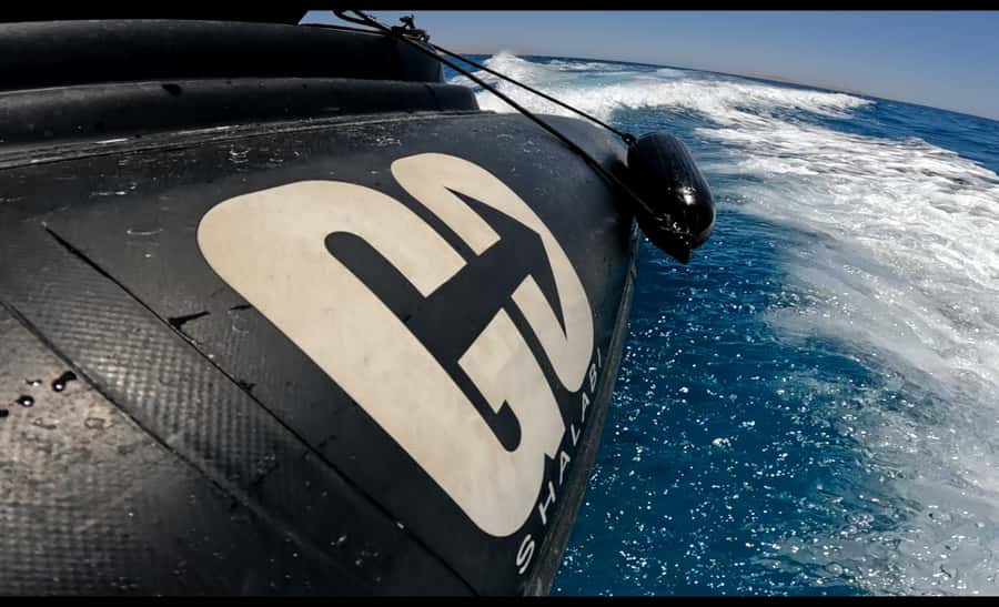 Hurghada: 3-Island Speedboat, Dolphin Watching & Snorkeling - Abu Monkar and the Red Sea sandbank