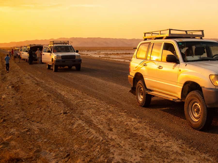 Hurghada: 6-Hour Jeep Desert Safari, Dinner, and Show - Key points to know before you book