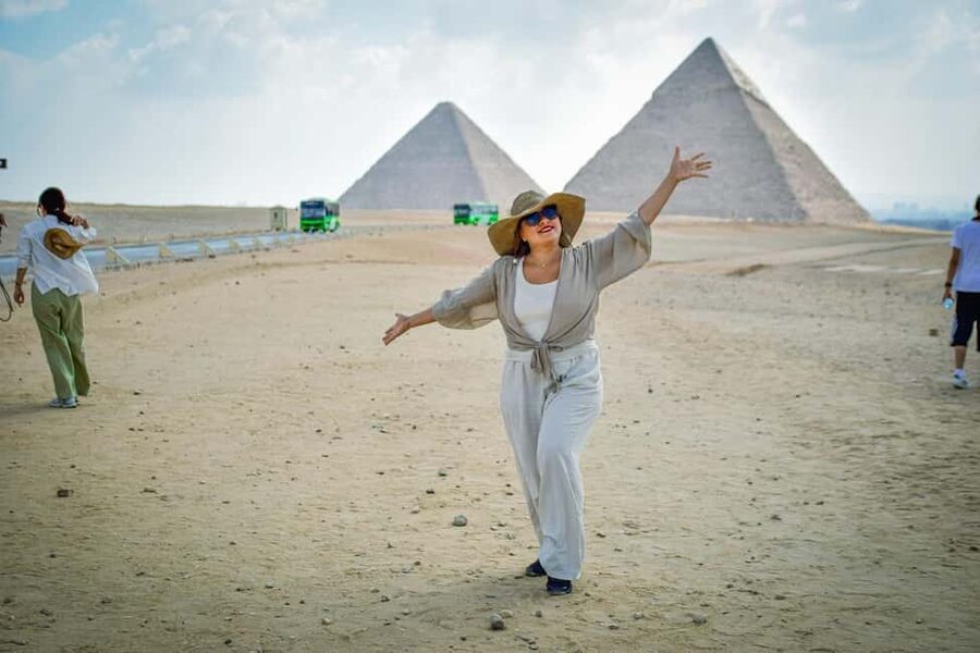 Hurghada: Cairo Pyramids, Sphinx & Egyptian Museum Day Trip - Key points to know before booking