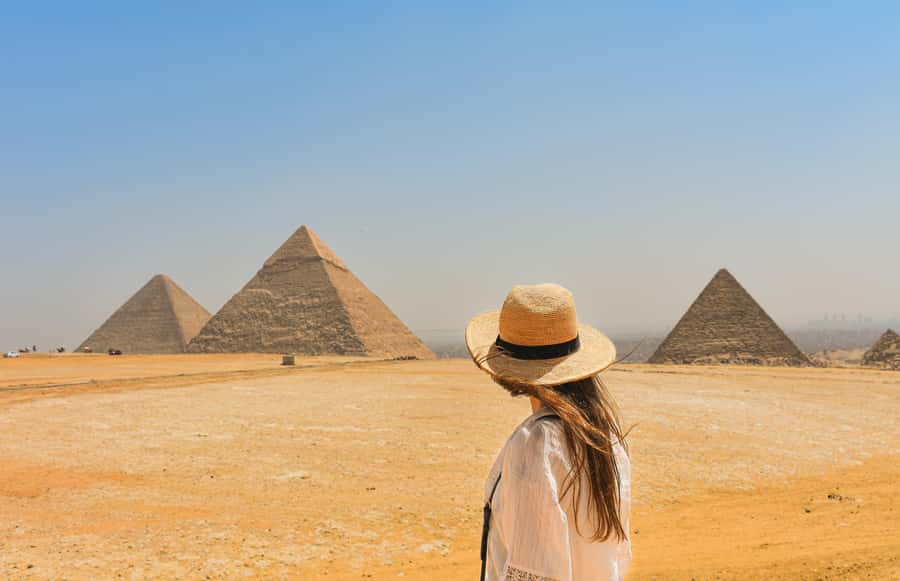 Hurghada: Cairo Pyramids, Sphinx, Museum & Bazaar Day Tour - The Sphinx and Valley Temple