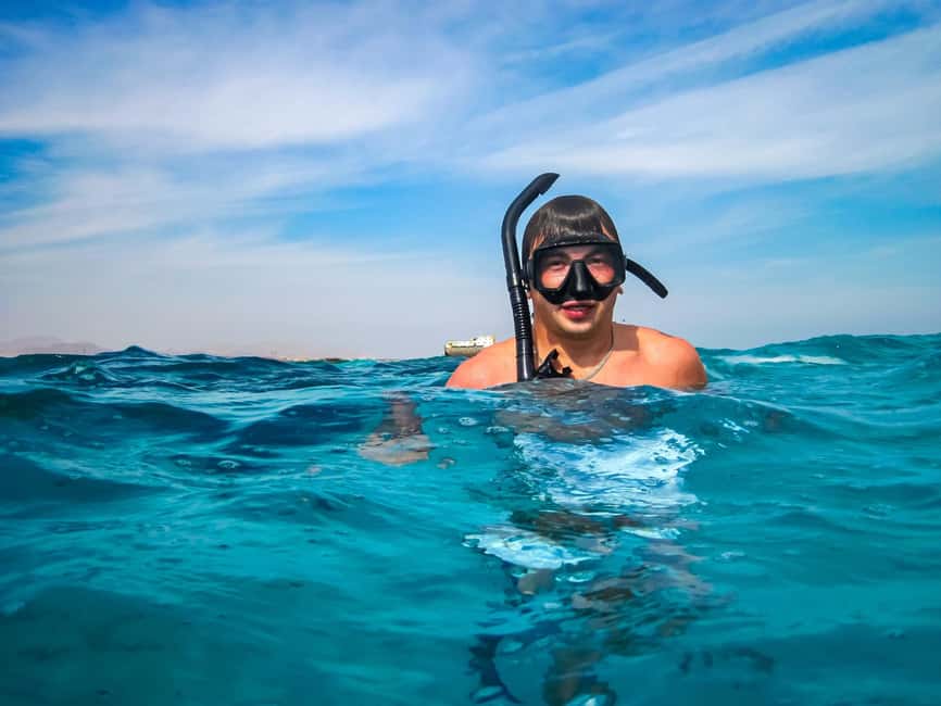 Hurghada: Dolphin & Coral Reef Snorkeling Tour with Lunch - What the crew does well, and where the operation can slip