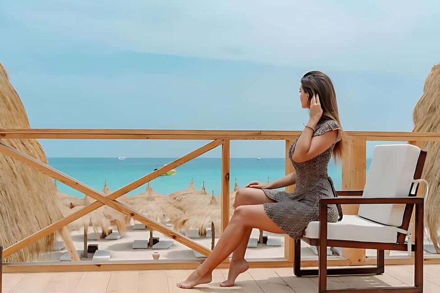 Hurghada:Eden Island Full-Day Trip with Water sports & Lunch - The crew, guide, and family appeal