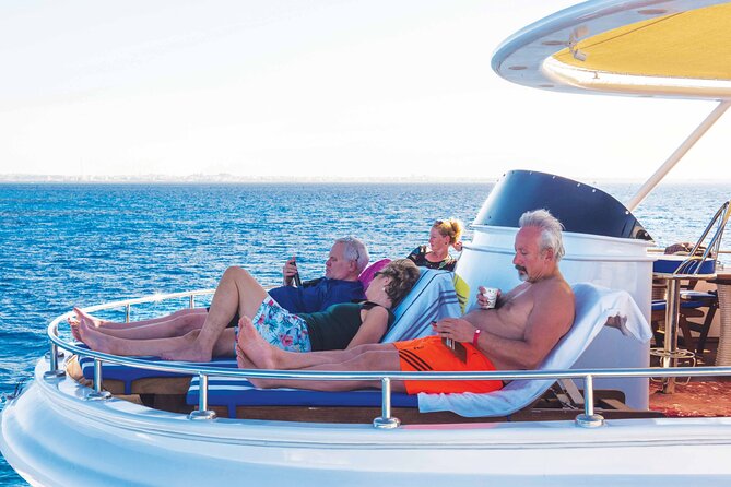 Hurghada: Elite VIP Cruise with Seafood and BBQ Buffet Lunch - The cruise across the Red Sea