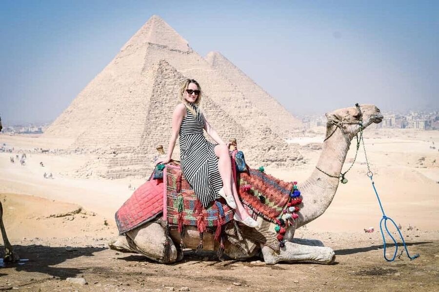 Hurghada: Full-Day Trip to Cairo by Plane - The Sphinx and the best photo stops