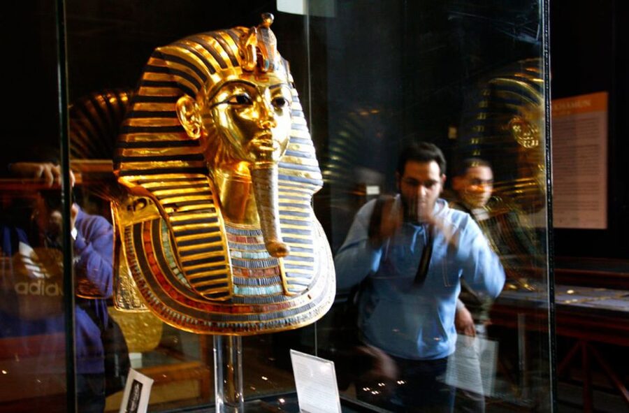 Hurghada: Full-Day Trip to Cairo by Plane - Lunch and the optional Nile boat ride