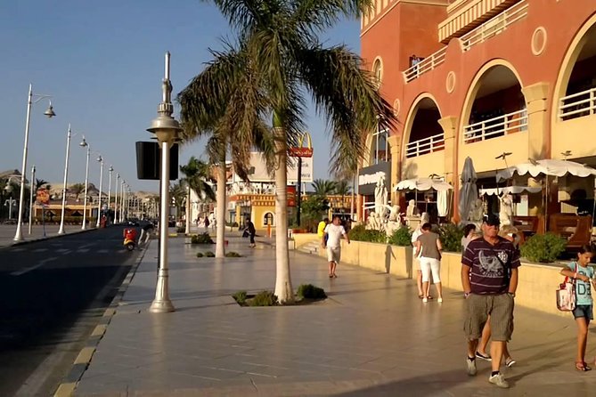 Hurghada: Guided City Highlights Tour with Shopping Stops - Markets, fish stalls, and everyday Hurghada