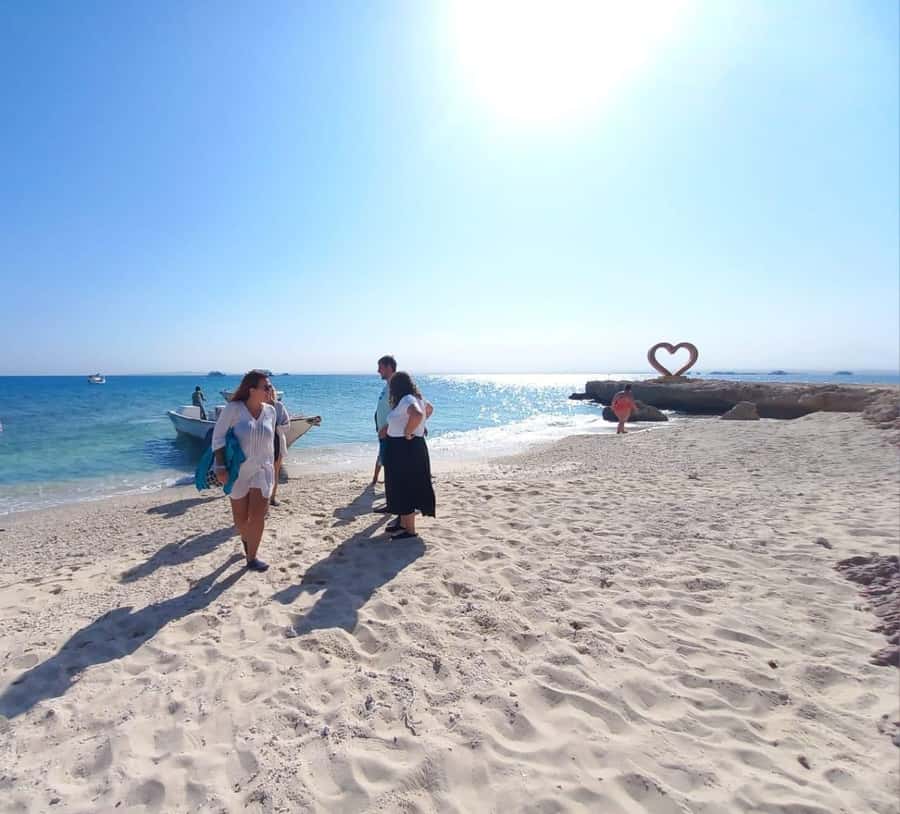 Hurghada: High-Speed Sea Taxi Tour to Orange Bay or Magawish - Dolphins, A Shipwreck, and What Is Actually Guaranteed