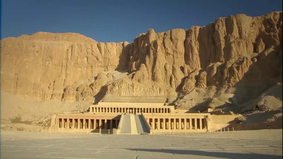 Hurghada: Luxor Highlights & King Tut Tomb Tour with Lunch - Why Luxor is worth the long ride from Hurghada
