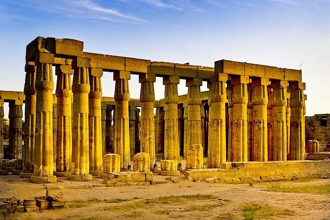 Hurghada: Luxor, Karnak, Hatshepsut and Valley of the Kings - Lunch and the Nile crossing