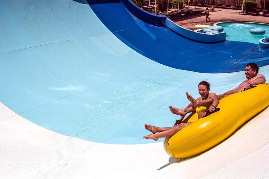 Hurghada: Makadi Water World with Lunch & Transfers - Wave pool, lazy river, and surf simulator