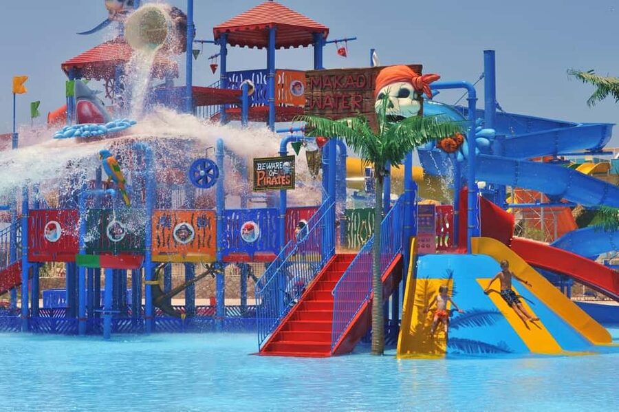 Hurghada: Makadi Water World with Lunch & Transfers - Lunch in the middle of the day