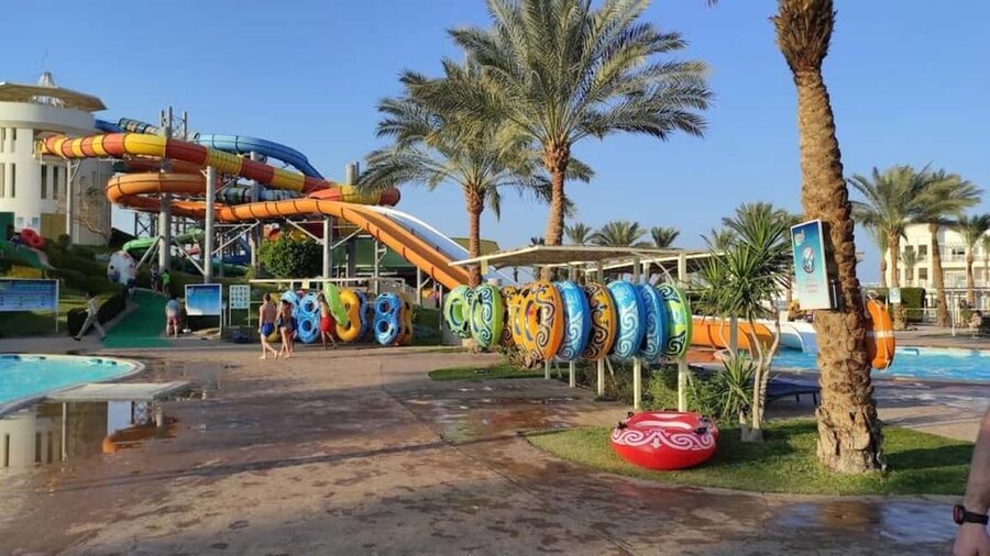 Hurghada: Makadi Water World with Lunch & Transfers - How the $59 price holds up