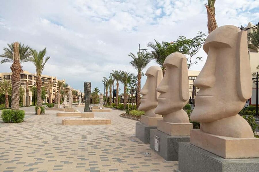 Hurghada: Morning or Sunset Sights Guided Tour with Shopping - Markets, bazaars, and the shopping side of the route