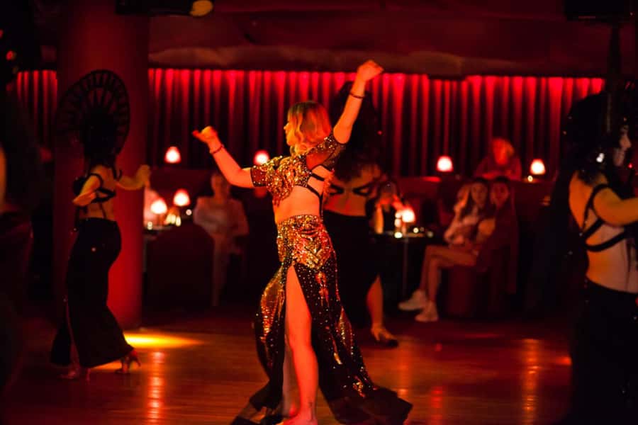 Hurghada: Naz Cabaret ticket with beverages - A bookshelf entrance into old Cairo after dark