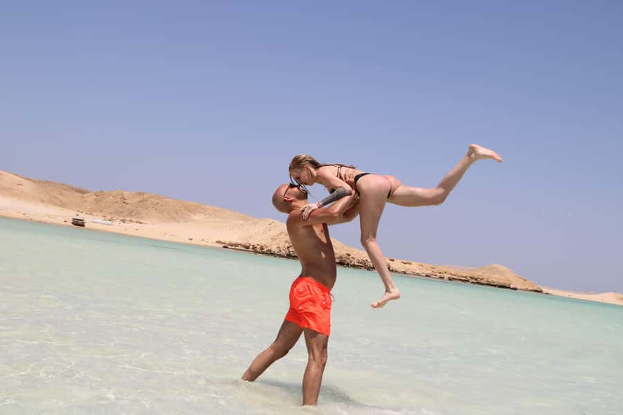 Hurghada: Orange Bay Island with breakfast, lunch & watersports - Orange Bay gives you two hours to slow down