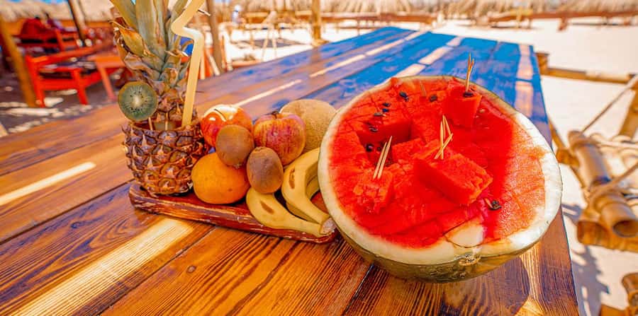 Hurghada: Paradise Island Yacht Cruise, Lunch & Snorkeling - What the $24 price really includes