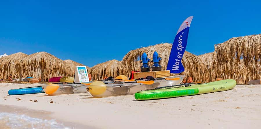 Hurghada: Paradise Island Yacht Cruise, Lunch & Snorkeling - Who should book the yacht cruise