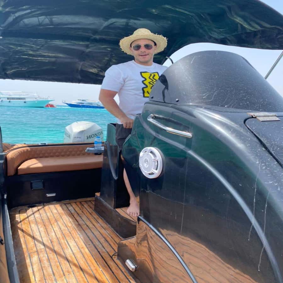 Hurghada: Private Speedboat to Dolphin House with Pickup - Why a private speedboat changes the day
