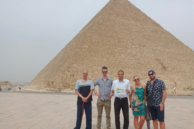 Hurghada Pyramids & Museum Small Group Tour by Van - A short BBQ lunch in Giza