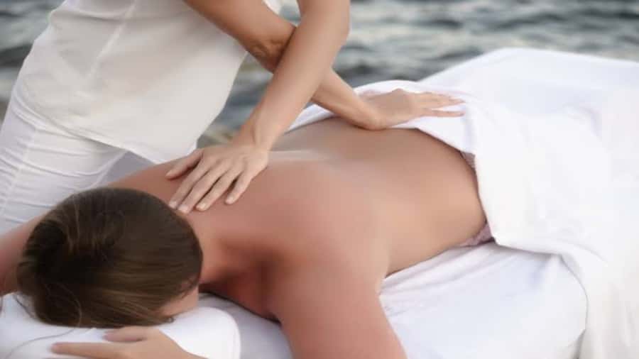 Hurghada: Royal Orange Bay with Massage, Snorkeling & Lunch - The massage and final free time