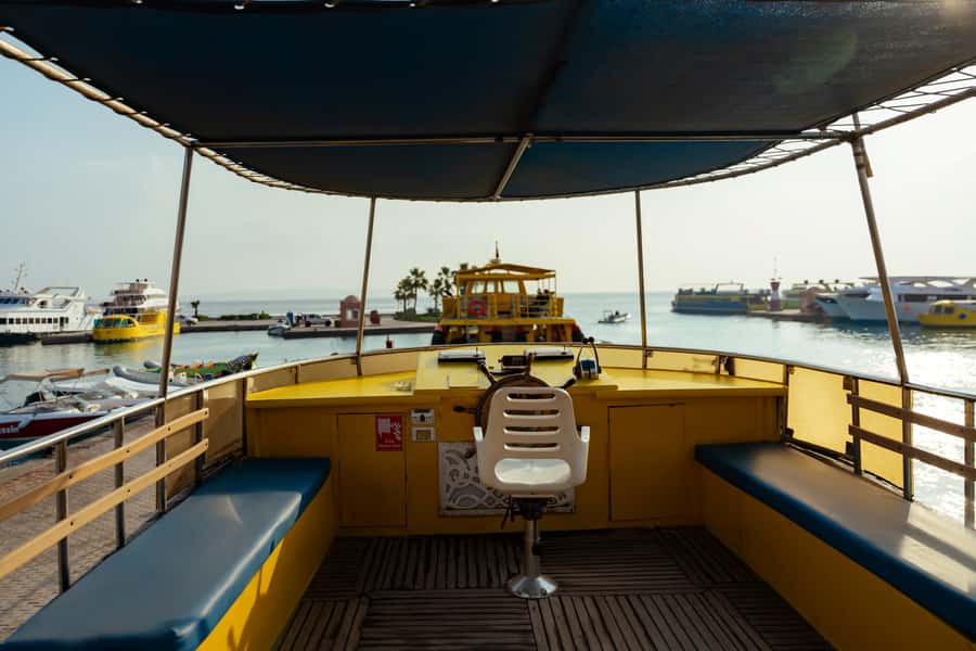 Hurghada: Semi-Submarine Boat Tour w/ Snorkeling & Transfer - Time on deck, drinks, and optional photos