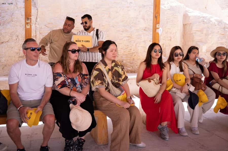 Hurghada: Small-Group Luxor Highlights & Tut Tomb Day Tour - The Colossi of Memnon, a quick but worthwhile stop