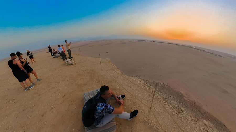 Hurghada: Star Stargazing Desert Adventure by Jeep & Dinner - Sunset From a High Desert Hill