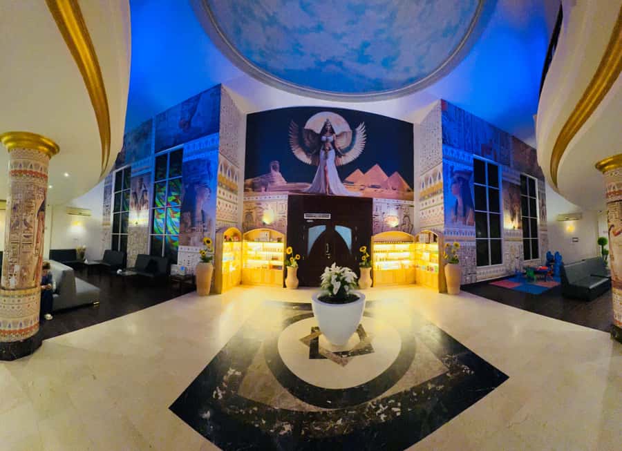 Hurghada: Sultan Cleopatra- Turkish Bath&Spa With Transfer - Salt room and sauna: a gentle start
