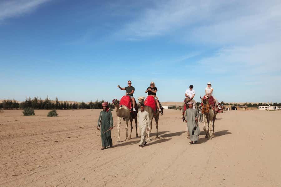 Hurghada: Sunset Camel Ride with Dinner - A rough jeep ride into open desert