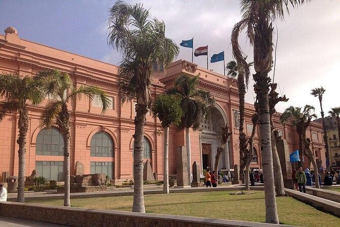 Hurghada to Cairo Giza Pyramids day trip by minivan small group - The Egyptian Museum and Tutankhamun’s treasures