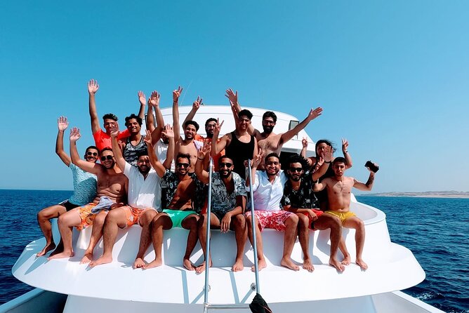 Intro Diving Beginner and Discover Red Sea Underwater - Hotel pickup and the morning trip to the marina
