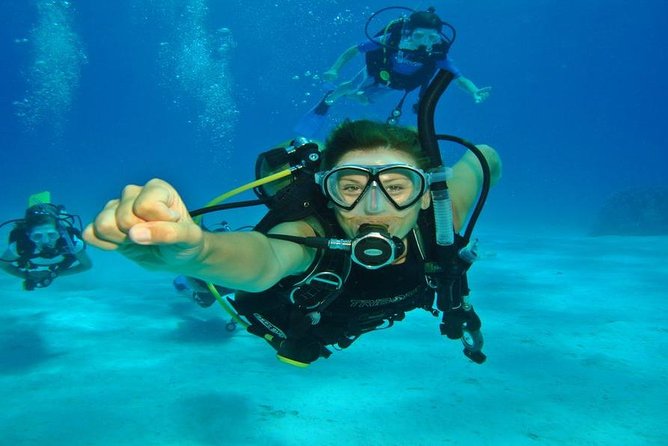 Intro Scuba Diving Beginners Full Day Boat Trip 2 Stops Diving & Lunch– Hurghada - The 8:00 am pickup and ride to the marina