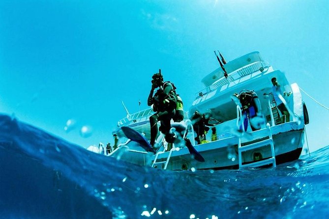 Intro Scuba Diving Beginners Full Day Boat Trip 2 Stops Diving & Lunch– Hurghada - The boat ride and preparation for your first session