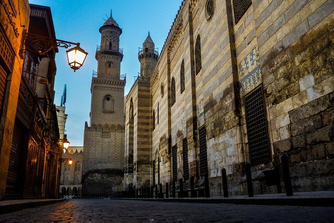 Islamic Cairo Walking Tour: Khan el Khalili, Al-Azhar Mosque - Time, transport, and walking effort