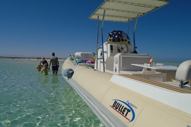 Islands & Snorkeling Private Tour in Hurghada - Abu Minqar adds a quieter, more unusual stop