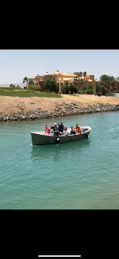 Lagoon trip El Gouna - Why El Gouna looks better from a boat