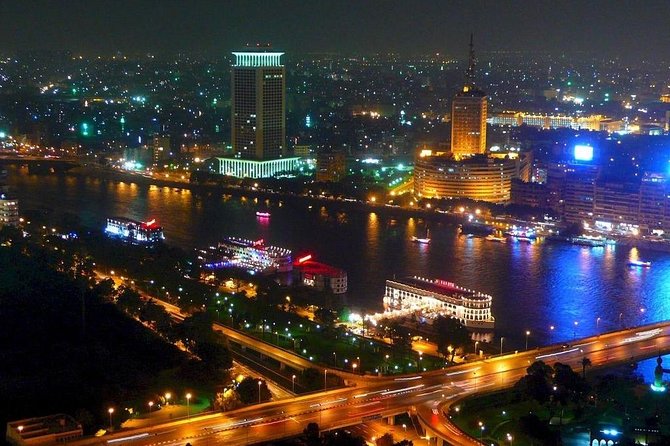 Local Oriental Food Tour from Cairo or Giza hotels - Why a private vehicle helps