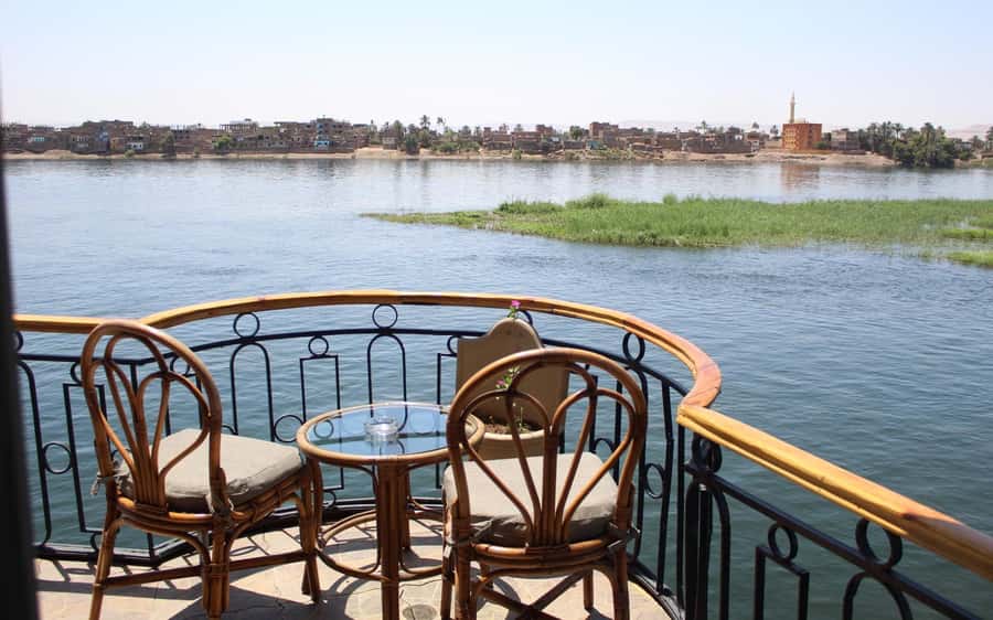 Luxor: 5 Days Nile Cruise with Guided Tours & Abu Simbel - Day 2: The West Bank and the Esna Lock
